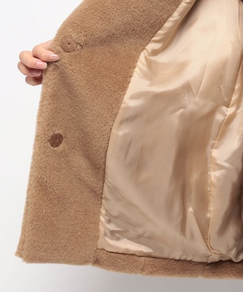 キャメルボアコクーンコート なし