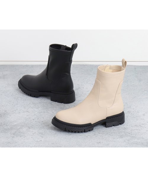 ストレッチショートブーツ また
