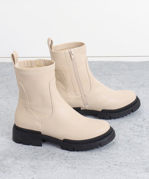 ストレッチショートブーツ また