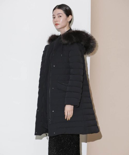 「西川ダウン(R)」ストレッチロングシェイプダウン 西川ダウン で定番人気のウエストシェイプ型ロングダウンに新型が登場