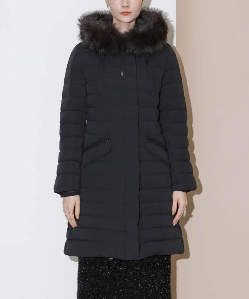 「西川ダウン(R)」ストレッチロングシェイプダウン 西川ダウン で定番人気のウエストシェイプ型ロングダウンに新型が登場