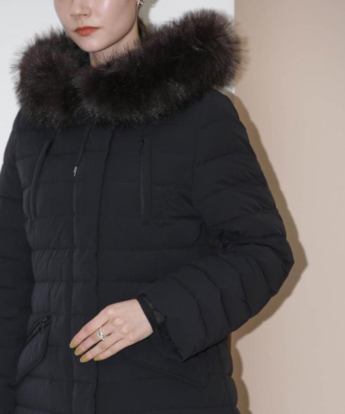 「西川ダウン(R)」ストレッチロングシェイプダウン 西川ダウン で定番人気のウエストシェイプ型ロングダウンに新型が登場