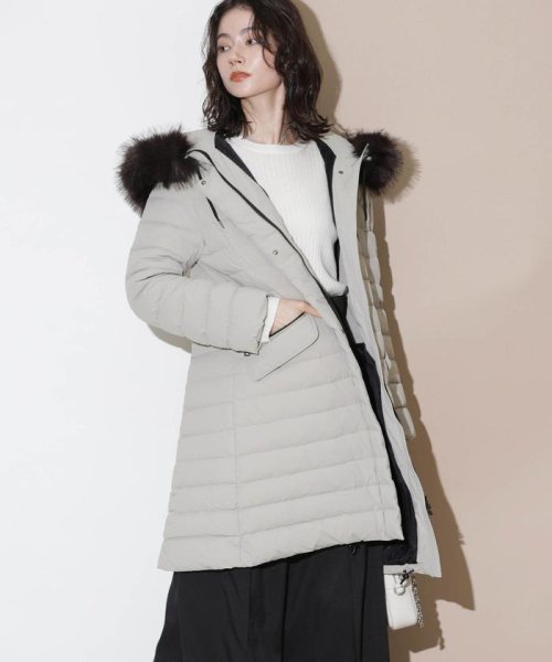 「西川ダウン(R)」ストレッチロングシェイプダウン 西川ダウン で定番人気のウエストシェイプ型ロングダウンに新型が登場