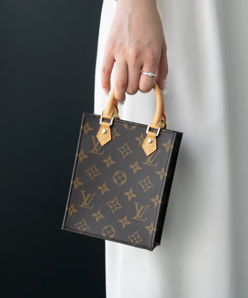 ルイ・ヴィトン LOUIS VUITTON プティット・サックプラ シ約14cm高さ