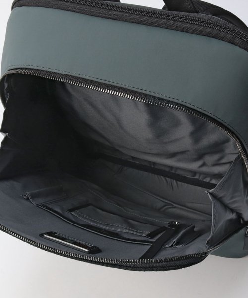 リュック・バックパック メンズ TUMI Harrison 「ウィリアム」バックパック モバイルバッテリー自体は本製品に含まれません