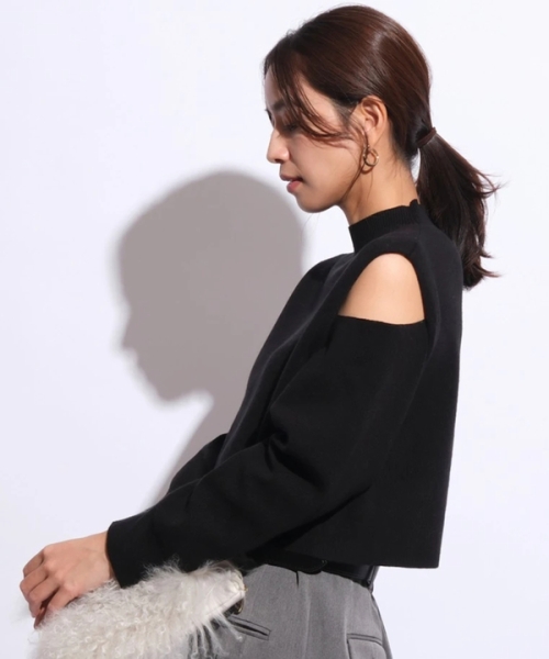 マイストラーダ　オープンショルダーニット　新品