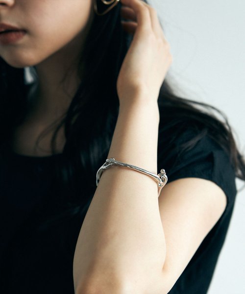 marjour(マージュール)/WAVINESS BANGLE/img03