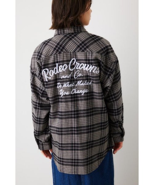 RODEO CROWNS WIDE BOWL(ロデオクラウンズワイドボウル)/LOGO ルーズチェックシャツ/img03