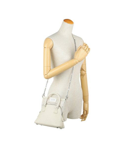 Maison Margiela メゾン マルジェラ ショルダーバッグ S56WG0081 P4455 H9677 Maison Margiela マルジェラ ショルダーバッグ S56WG0081 P4455 マイクロ グレージュ GREIGE