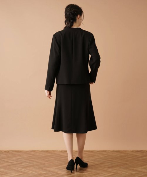 ノーカラージャケット 