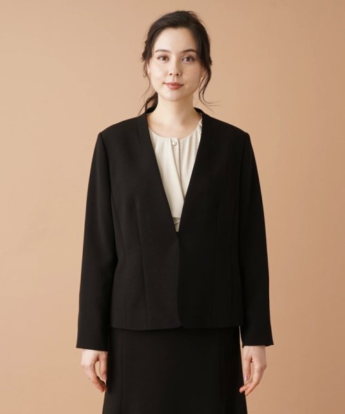 ノーカラージャケット 