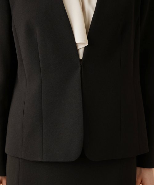 ノーカラージャケット 