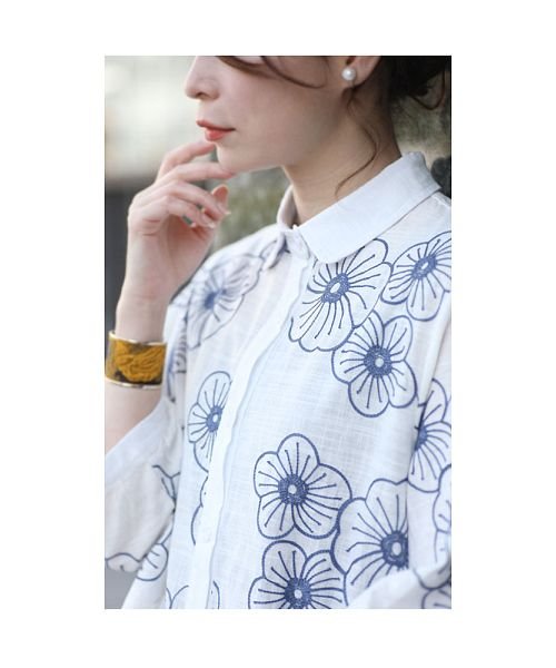 Sawa a la mode(サワアラモード)/レトロな花刺繍のコットンシャツチュニック/img10