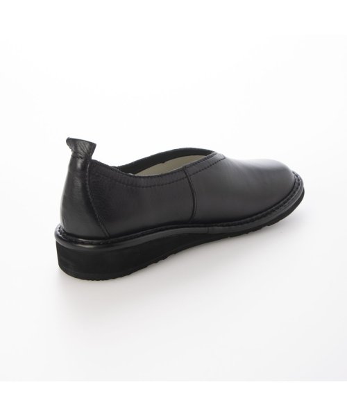 【サスティナブル】深めカットフラットシューズ ing