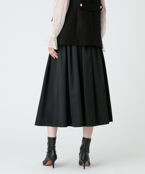 【LOULOU WILLOUGHBY】ブライトツイルタックスカート 
