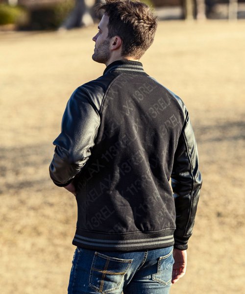 1PIU1UGUALE3 RELAX(ウノピゥウノウグァーレトレ リラックス)総柄スタジアムジャンパー 