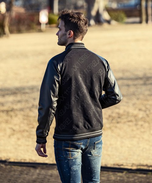 1PIU1UGUALE3 RELAX(ウノピゥウノウグァーレトレ リラックス)総柄スタジアムジャンパー 