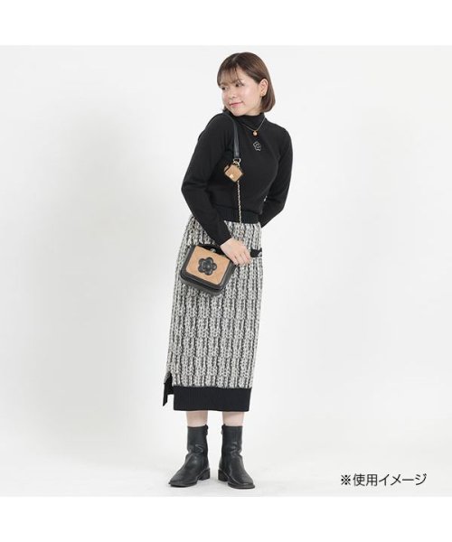 MARY QUANT(マリークヮント)/スクエアキルトデイジーメタル AirPodsProケース/img08