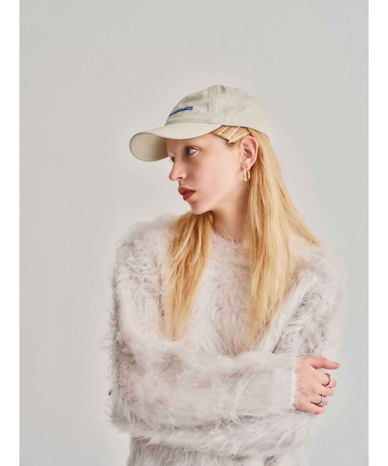 SHAGGY FRONT SLIT TOPS