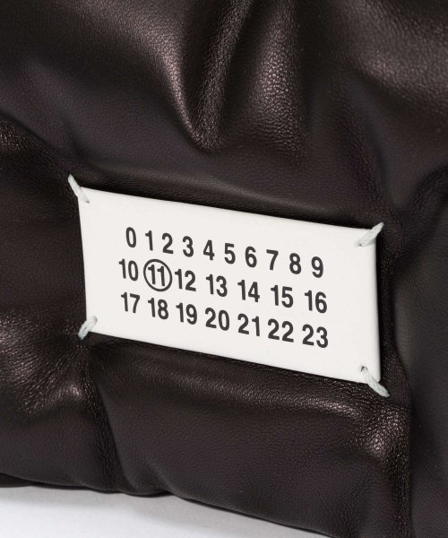 メゾン マルジェラ MAISON MARGIELA S56WG0169 P4300 ショルダーバッグ レディース バッグ グラム スラム フラップ ミディアム 人気・おすすめ｜安定人気・収納便利におすすめ 期間限定割引 配送追跡可 在庫残りわずか