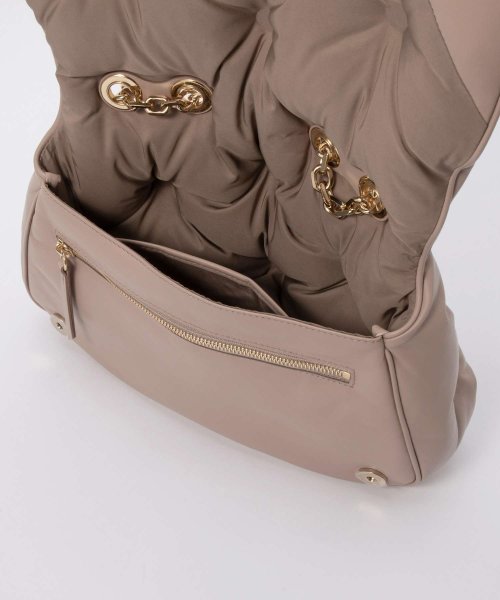 メゾン マルジェラ MAISON MARGIELA S56WG0169 P4300 ショルダーバッグ レディース バッグ グラム スラム フラップ ミディアム 人気・おすすめ｜安定人気・収納便利におすすめ 期間限定割引 配送追跡可 在庫残りわずか