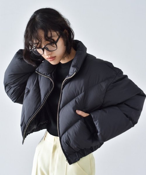 CODE A | cropped down jacket CODE