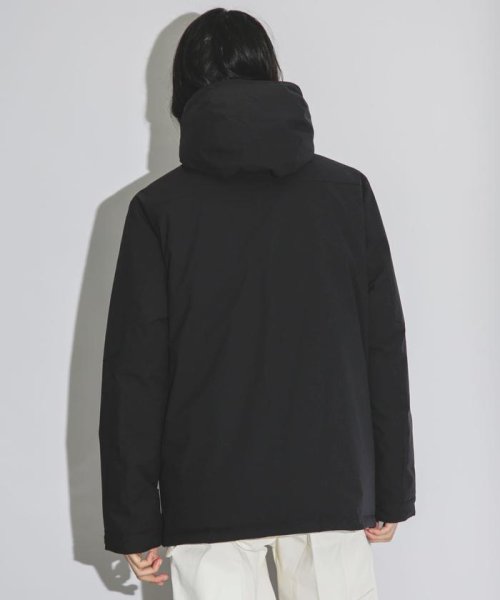 「西川ダウン(R)」フードデタッチャブルMATSUMIダウン 西川ダウン シリーズの定番モデル MATSUMI スタンドネックブルゾンとしてもお楽しみいただけるデザイン