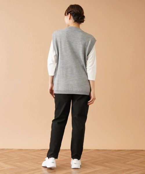 Vネックニットベスト 