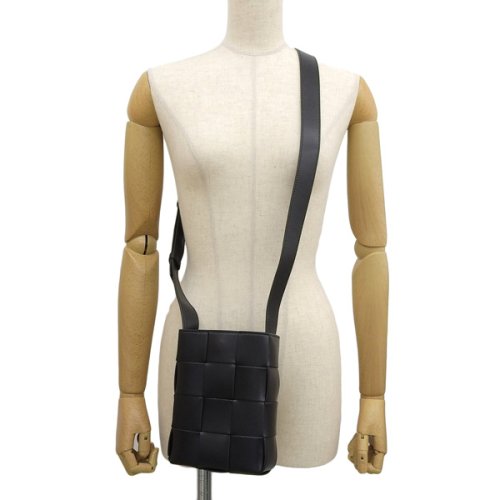 BOTTEGA VENETA ボッテガ ヴェネタ CASSETTE カセット イントレチャート MINI CROSSBODY 斜めがけ ショルダー バッグ レザ 