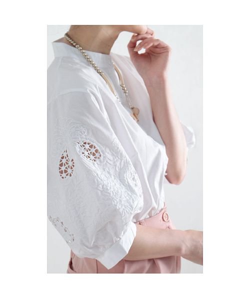 Sawa a la mode(サワアラモード)/華やかな刺繍のコットンシャツブラウス/img34