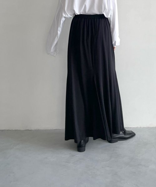 marjour(マージュール)/OTONA MATTE SILKY SKIRT/img19