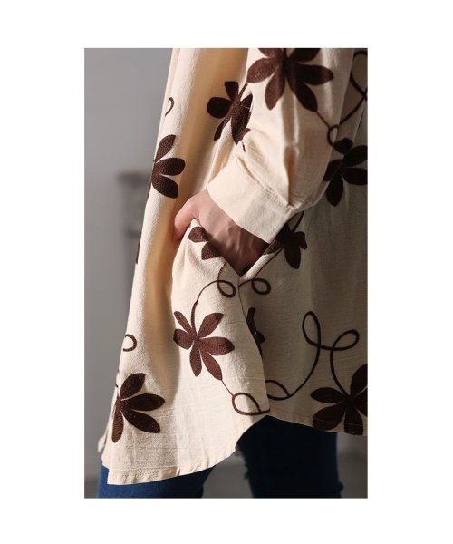 Sawa a la mode(サワアラモード)/秋色リーフ刺繍のコットンチュニックシャツ/img07