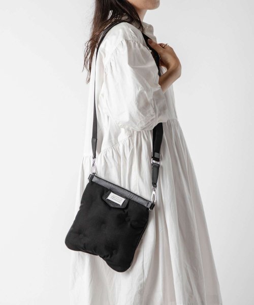 メゾン マルジェラ MAISON MARGIELA グラム スラム スポーツフラットポケット SB2WG0008 P1511 ショルダーバッグ メンズ レディー メンズ メゾン バッグ また