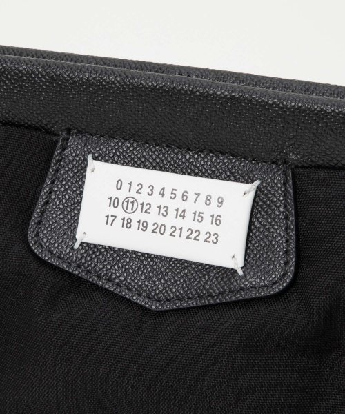 メゾン マルジェラ MAISON MARGIELA グラム スラム スポーツフラットポケット SB2WG0008 P1511 ショルダーバッグ メンズ レディー メンズ メゾン バッグ また