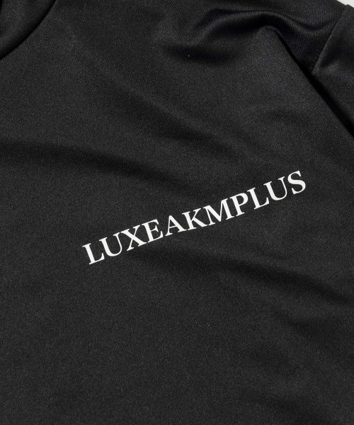 LUXEAKMPLUS(LUXEAKMPLUS)/LUXEAKMPLUS(リュクスエイケイエムプラス)ゴルフ サークルロゴモックネックTシャツ/img09