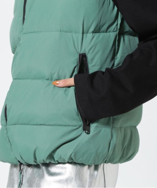 VLAB/ヴイラボ/フードダウンベスト 保温性にも優れています 160cmChest 75cm Waist 54cmHips