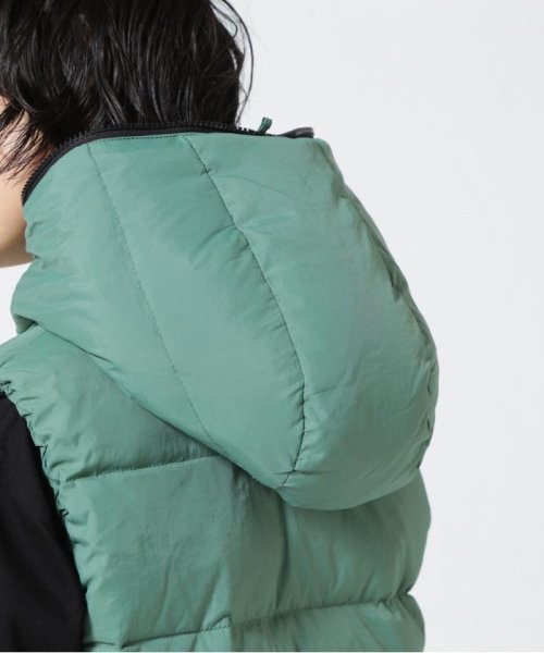 VLAB/ヴイラボ/フードダウンベスト 保温性にも優れています 160cmChest 75cm Waist 54cmHips