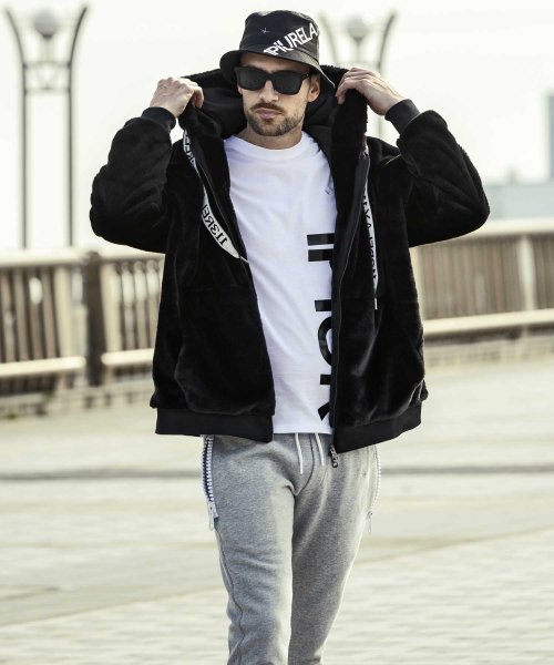 1PIU1UGUALE3 RELAX(ウノピゥウノウグァーレトレ リラックス)スピンドルロゴファーブルゾン 袖丈51