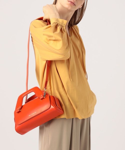 aim MICRO OLIVIA レザーハンドバッグ 