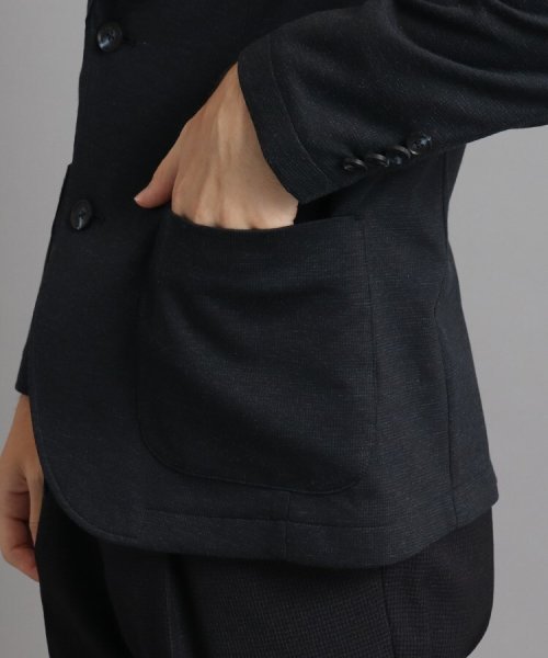 テーラードジャケット 