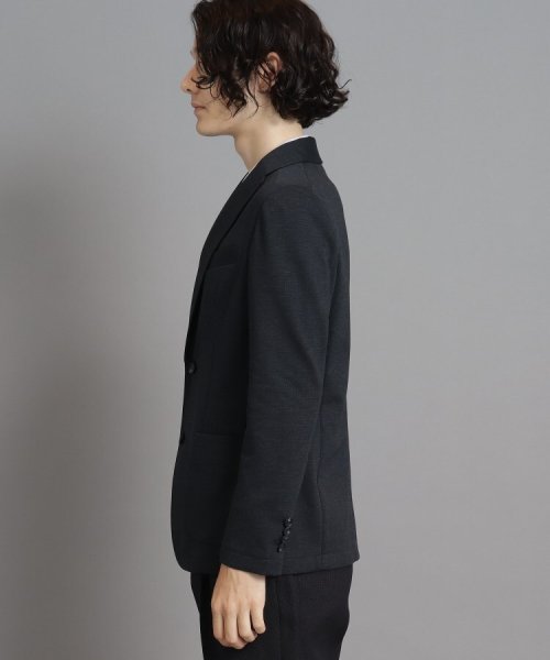 テーラードジャケット 