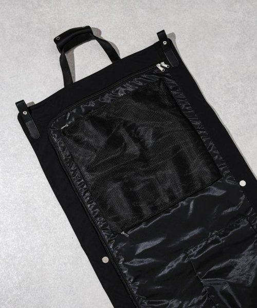 「ESSENTIAL LINE」ガーメントドラムバッグ The Taylor 表生地には撥水を施した機能性素材 SYNEX サイネックス を使用