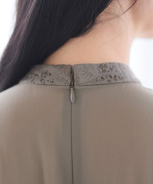 袖プリーツレース切替ワンピース 