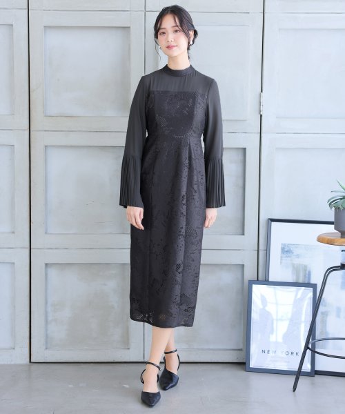 袖プリーツレース切替ワンピース 