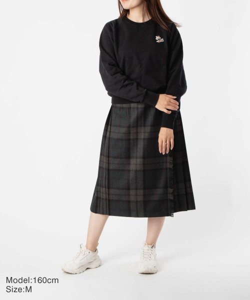 メゾンキツネ MAISON KITSUNE KW00309KM0001 スウェット レディース 長袖 トレーナー ドレスドフォックスパッチ アジャステッドスウェ F1836557686(14016円)