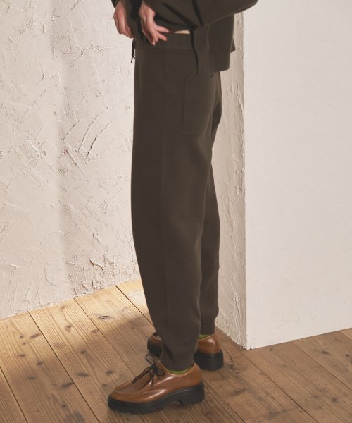 【Audrey and John Wad】スムースニットジョガーパンツ －洗濯機洗い可－ H164 B79 W58 H82