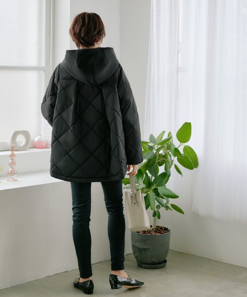 ダンボールニット×ライトサーモキルティングジャケット(D1296) D1296 ダンボールニット×ライトサーモキルティングジャケット 赤外線を吸収