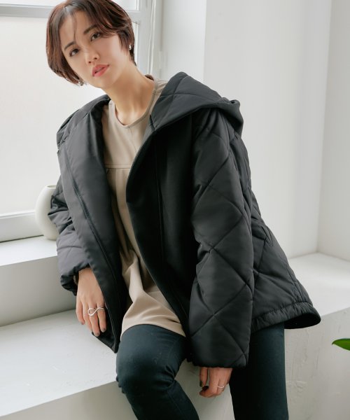 ダンボールニット×ライトサーモキルティングジャケット(D1296) D1296 ダンボールニット×ライトサーモキルティングジャケット 赤外線を吸収