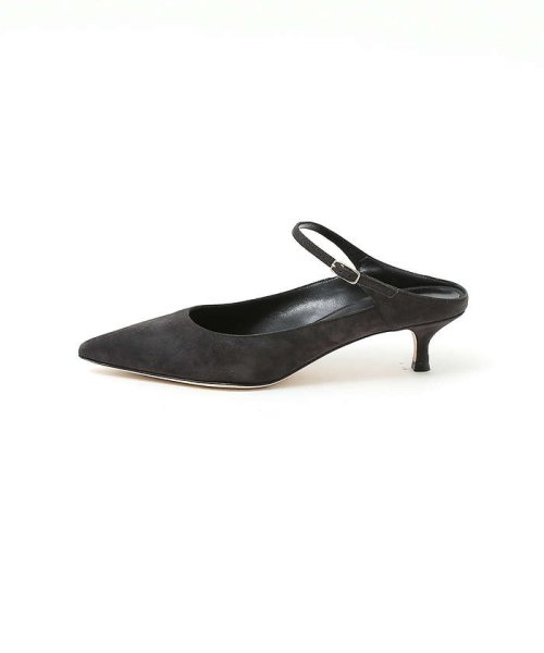 【BRENTELLA/ブレンテッラ】ポインテッドミュール 商品説明上質で柔らかなレザーと、シルエットの美しさが魅力のポインテッドミュール。低めのヒールとストラップで安定感があり、履 T2842772278(21780円)