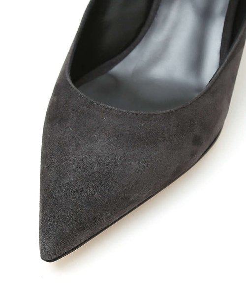 【BRENTELLA/ブレンテッラ】ポインテッドミュール 商品説明上質で柔らかなレザーと、シルエットの美しさが魅力のポインテッドミュール。低めのヒールとストラップで安定感があり、履 T2842772278(21780円)